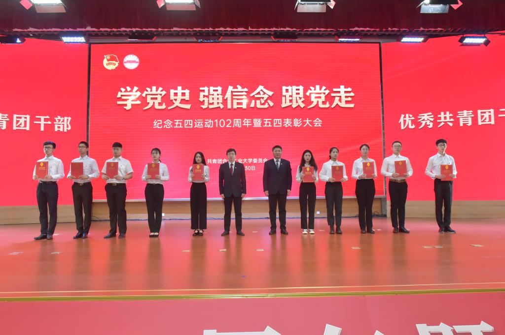 无码人妻丰满熟妇啪啪